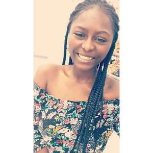 Meet your Posher, Angela